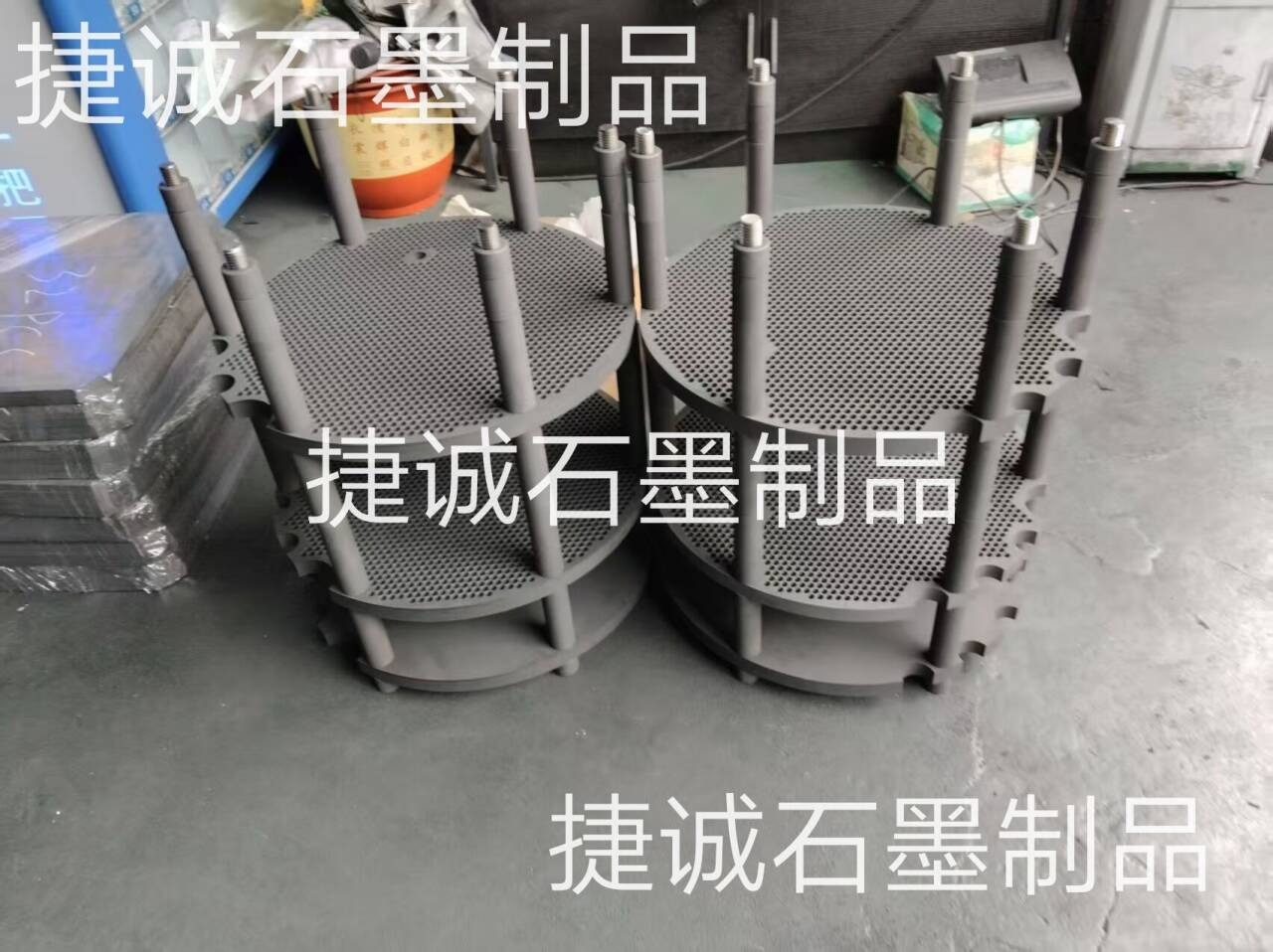 硬質(zhì)合金石墨盤，石墨盤，刀具燒結(jié)石墨盤，石墨盤加工，銅管燒結(jié)石墨盤，燒結(jié)石墨盤，石墨盤加工廠，石墨盤生產(chǎn)廠家